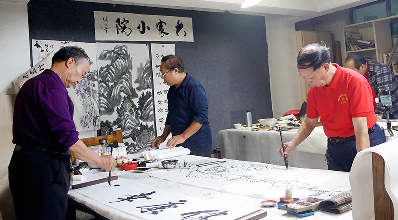 大家小院里的墨香中秋—— 临沂融媒《沂蒙风采》“大家小院” 书画笔会直播圆满举行