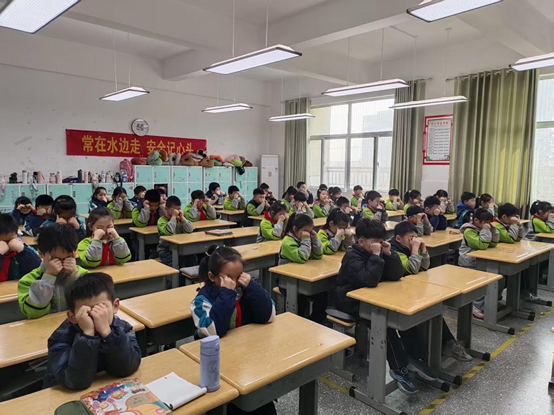 护眼有章法,明眸伴成长---临沂北园路小学眼保健操规范开展